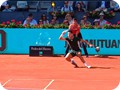 Momento en que se le tuerce el tobillo derecho