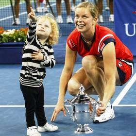 Clijsters celebra el triunfo con su hija